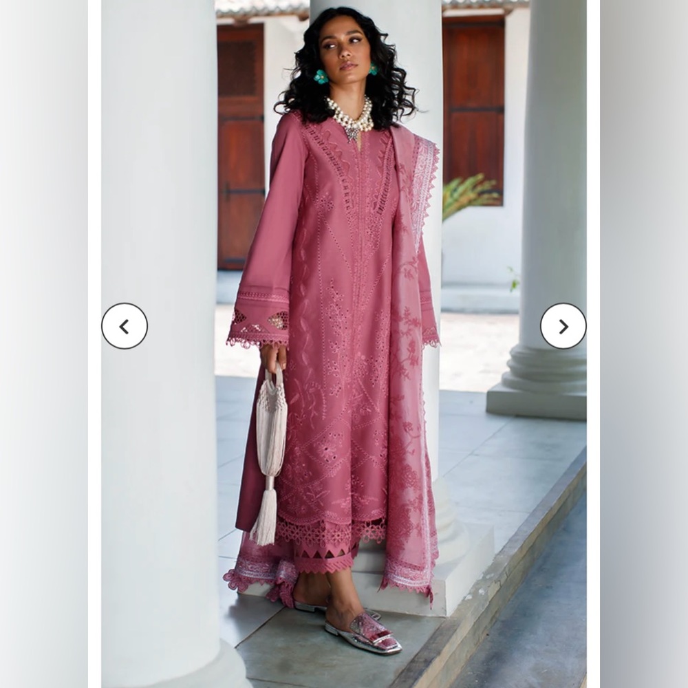 Suffuse by Sana Yasir